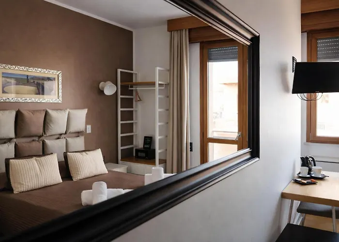 Hotiday Vespucci Hotel 3*